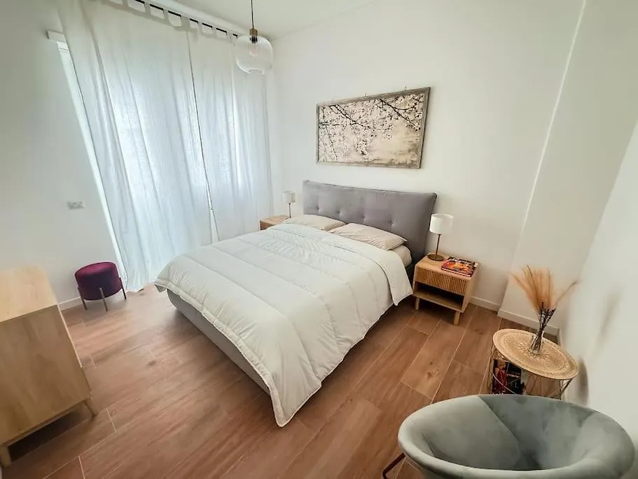 Ophelia Apartment-1